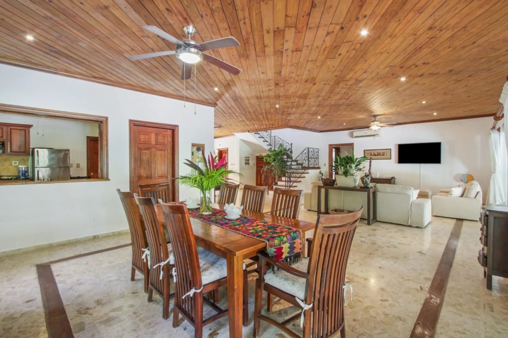 Вилла в Punta Cana Resort (Доминикана): 5 спален, рядом с пляжем - аренда