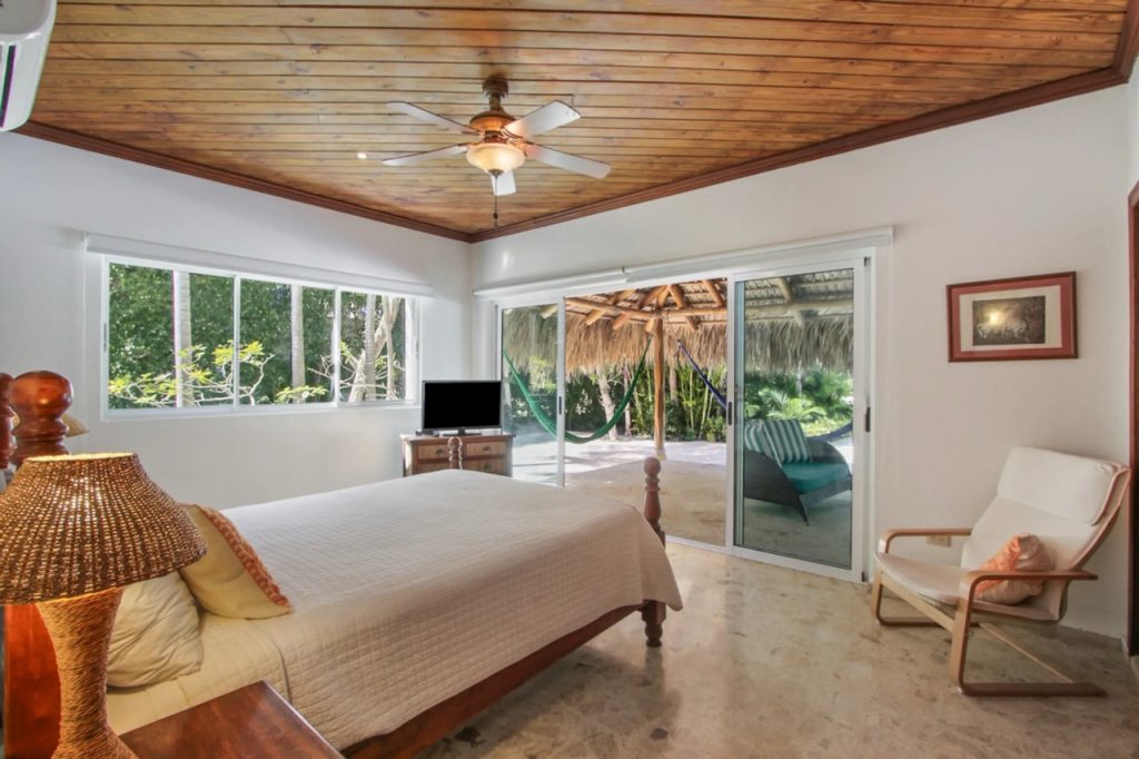 Вилла в Punta Cana Resort (Доминикана): 5 спален, рядом с пляжем - аренда