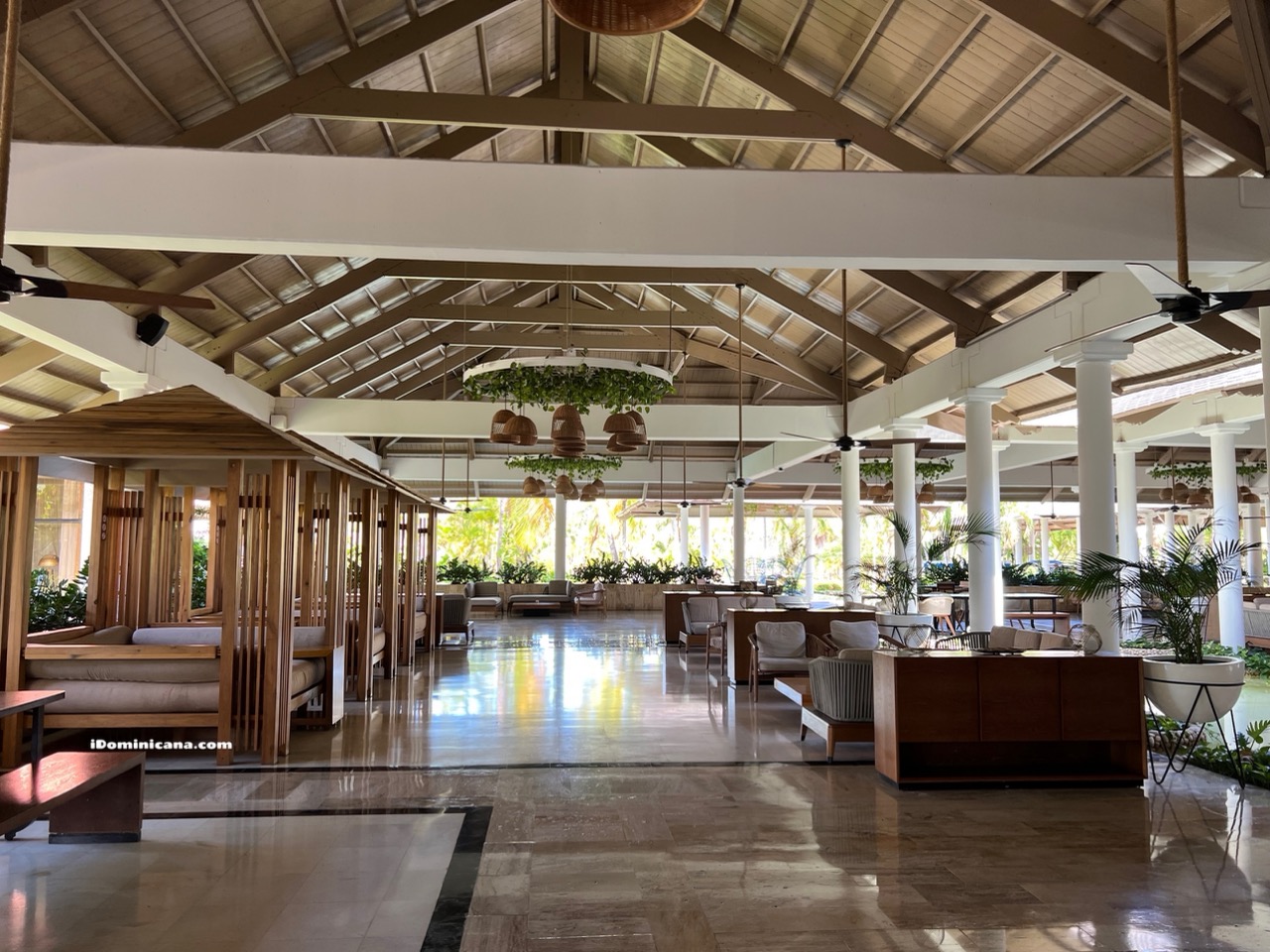 Чем отличаются отели Melia Caribe beach и Melia Punta Cana beach в Доминикане