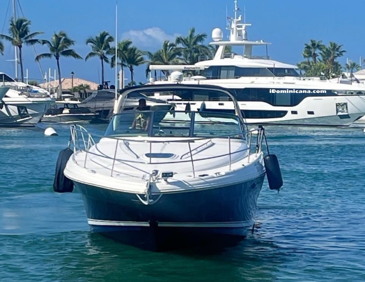 Яхта Sundancer 44 ft: Доминикана, остров Саона, о.Каталина - аренда
