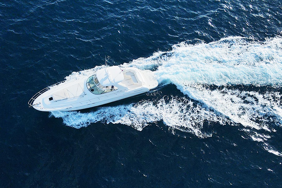 Яхта в Доминикане Sea Ray 54 ft - аренда (остров Саона, о.Каталина)