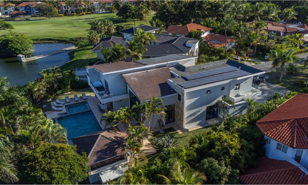 Вилла в Доминикане: 7 спален, Cocotal Golf Club - аренда