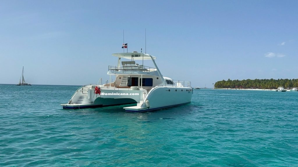 атамаран в Доминикане (аренда): приватный тур на остров Саона