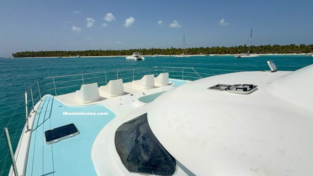 атамаран в Доминикане (аренда): приватный тур на остров Саона