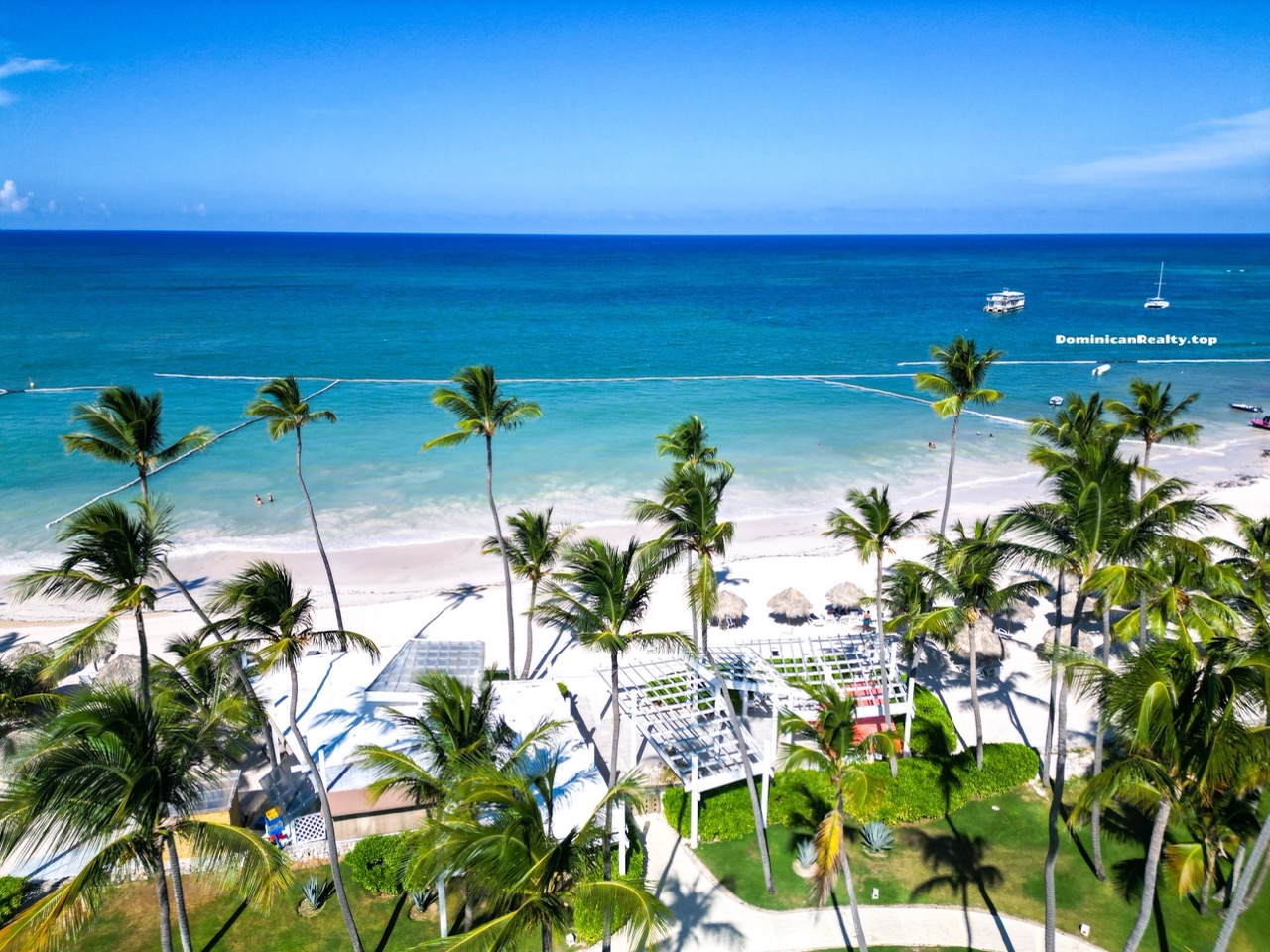 Доминикана: апартаменты рядом с пляжем, вид на море - купить