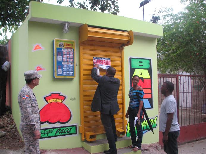 Доминиканцы тратят на лотереи в 2-3 раза больше средств, чем зарабатывают 