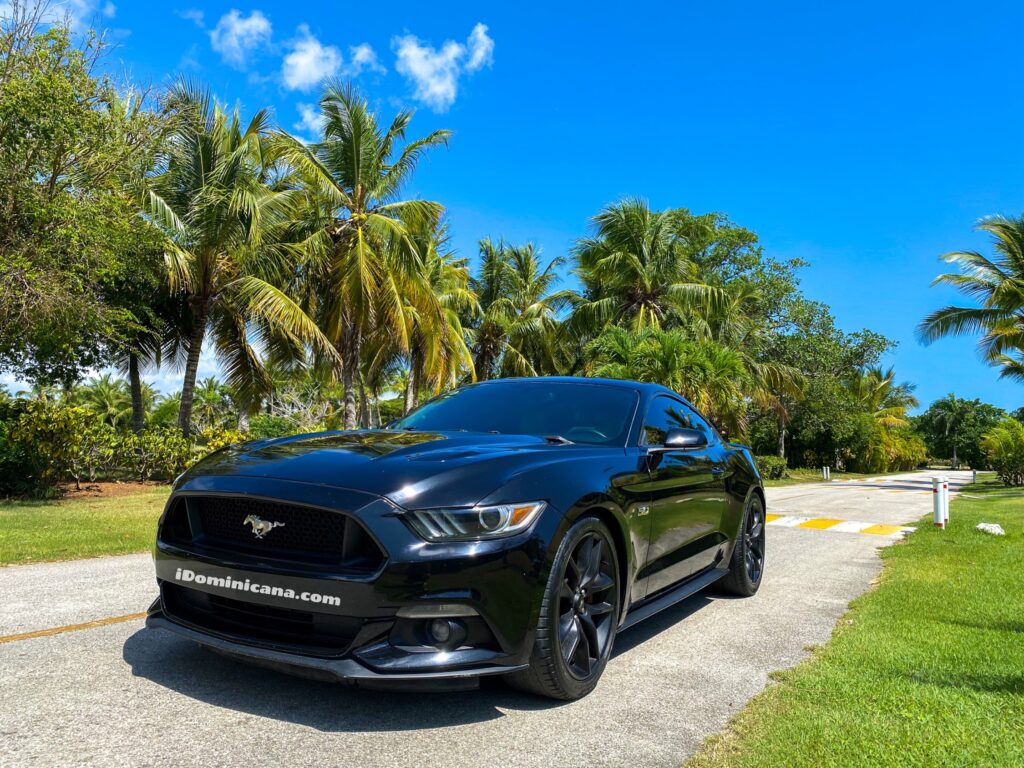 Авто Доминикана: Mustang GT500 2015