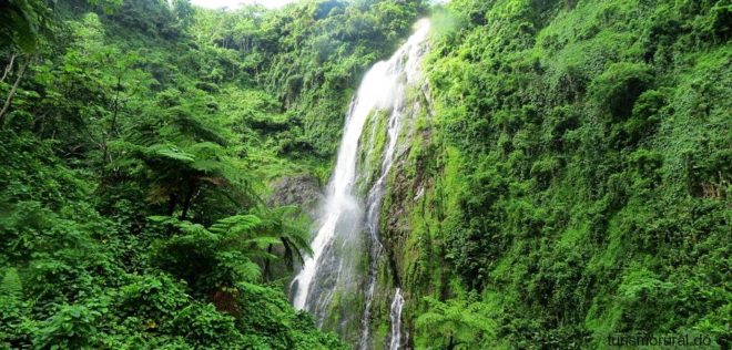Гигантский водопад Ля Хальда в Доминикане – АйДоминикана