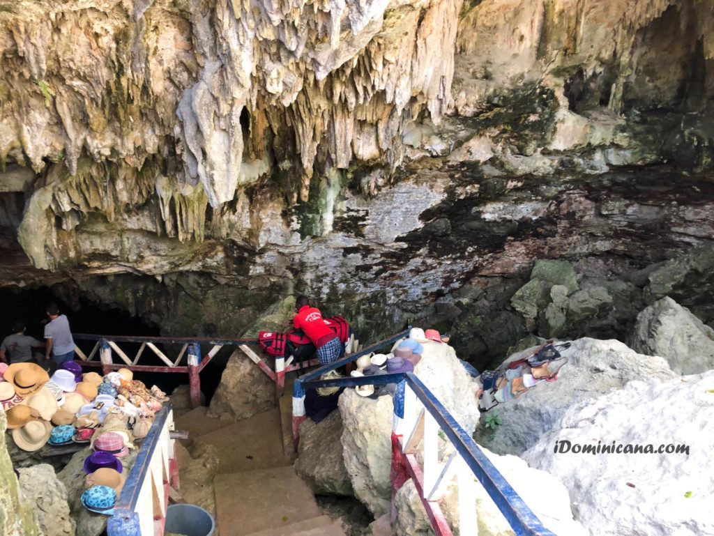Пещера Таино (пещера Макао)