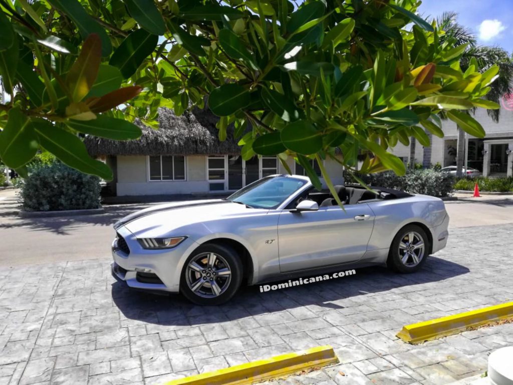 Аренда авто в Доминикане: Ford Mustang 2016 iDominicana.com
