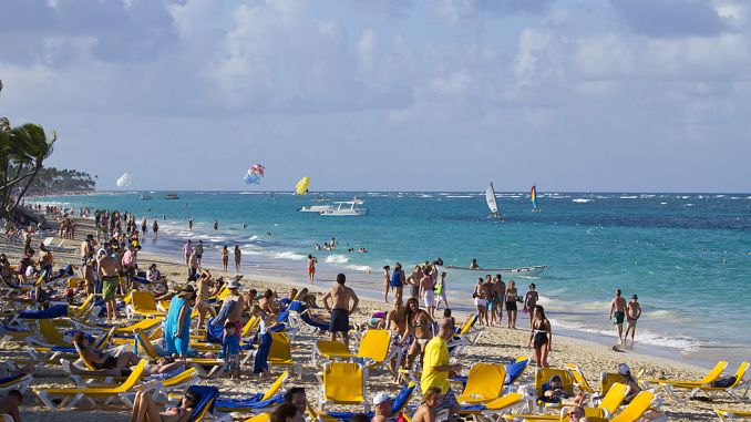Количество туристов в Доминикане снизилось на 3,8%
