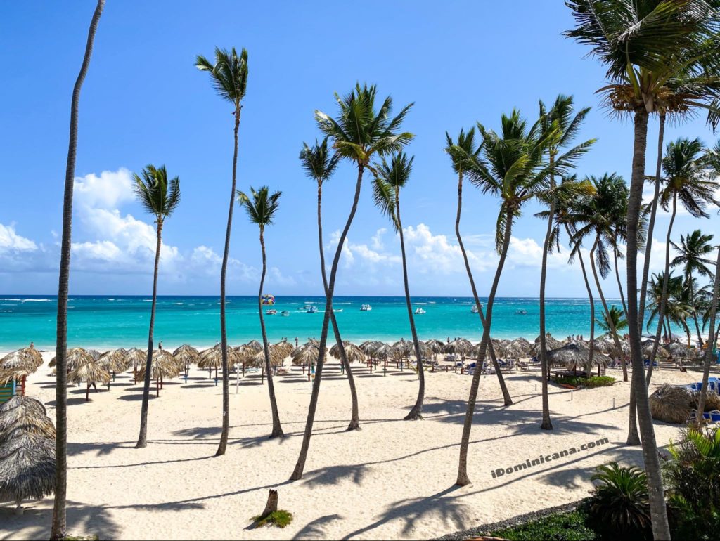TripAdvisor внес пляж Баваро в Доминикане в ТОП-25 лучших пляжей мира