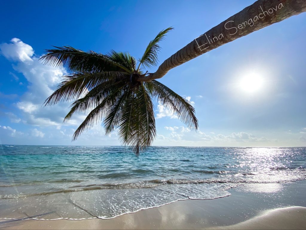Дикий пляж Увероальто в Доминикане iDominicana.com