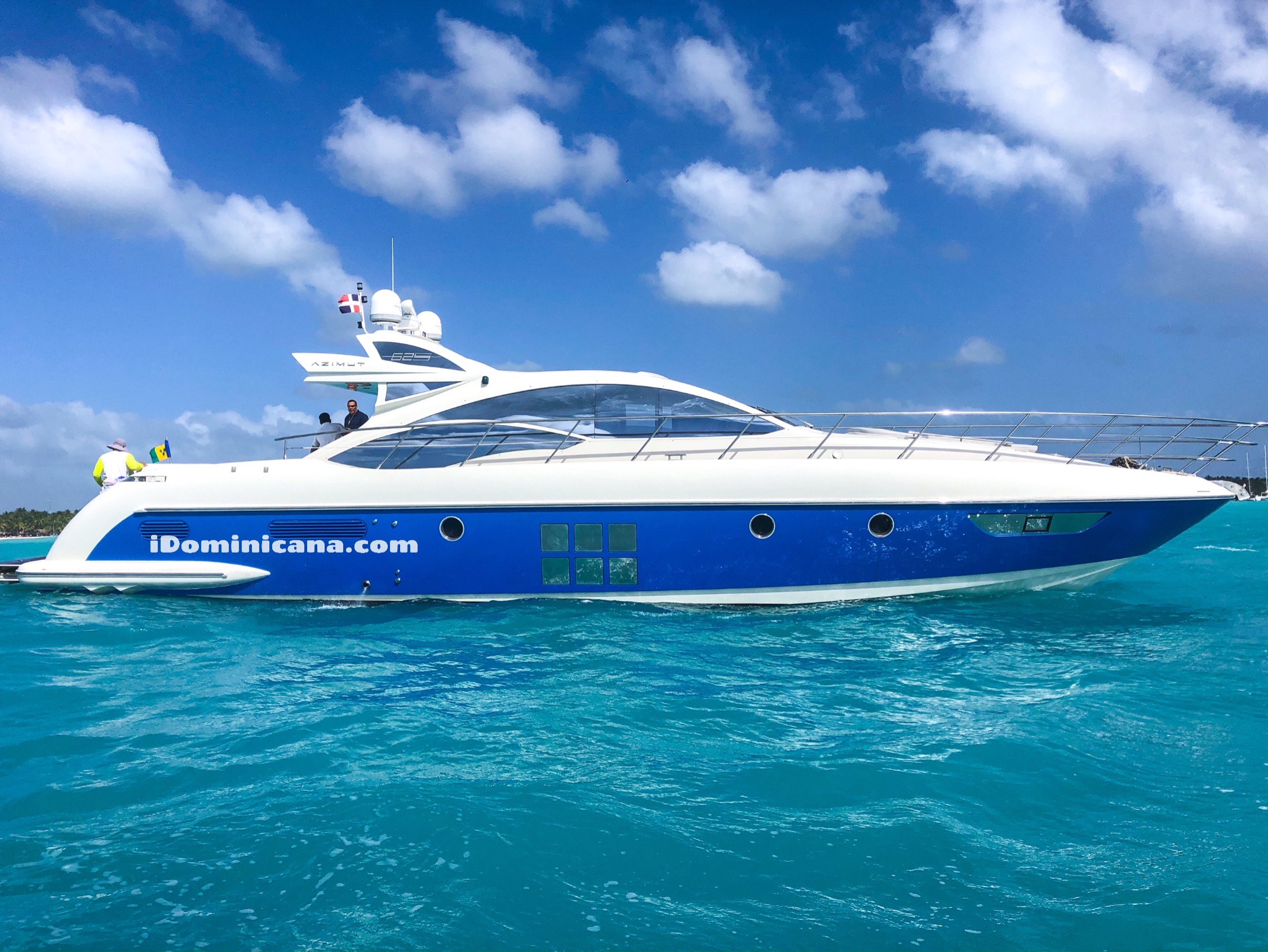 Аренда яхты в Доминикане: Azimut 62 Sport