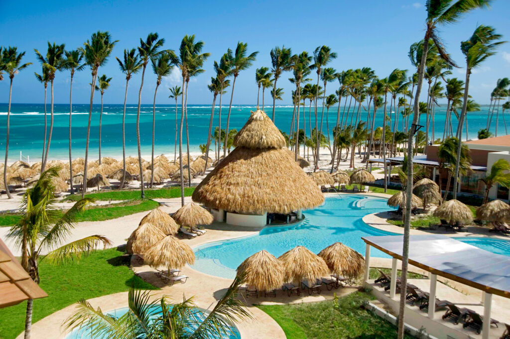 Отель Secrets Royal Beach Punta Cana возобновил свою работу
