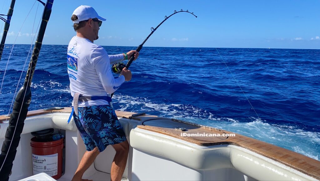 В Доминикане прошел международный турнир по ловле белого марлина White Marlin Tournament 2021