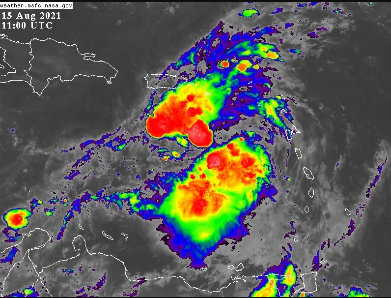 К Республике Доминикана приближается тропический шторм Грейс