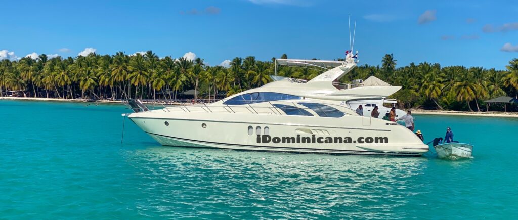 Яхта в Доминикане: Azimut 55 ft