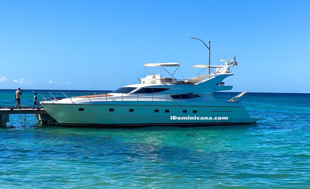 Яхта в Доминикане (аренда): Ferretti 62 ft - остров Саона, о.Каталина