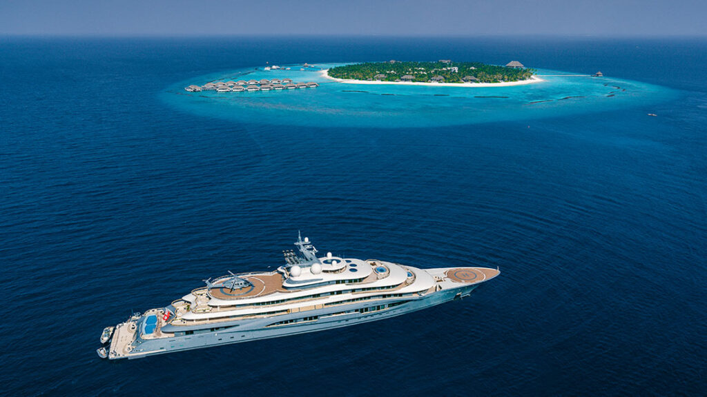 Flying Fox - одна из самых роскошных яхт в мире замечена в Доминикане