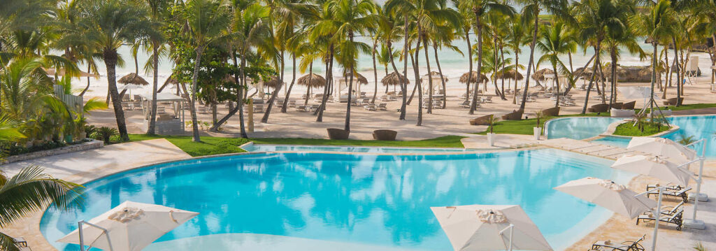 Eden Roc Cap Cana в ТОП-10 лучших роскошных курортов на Карибах