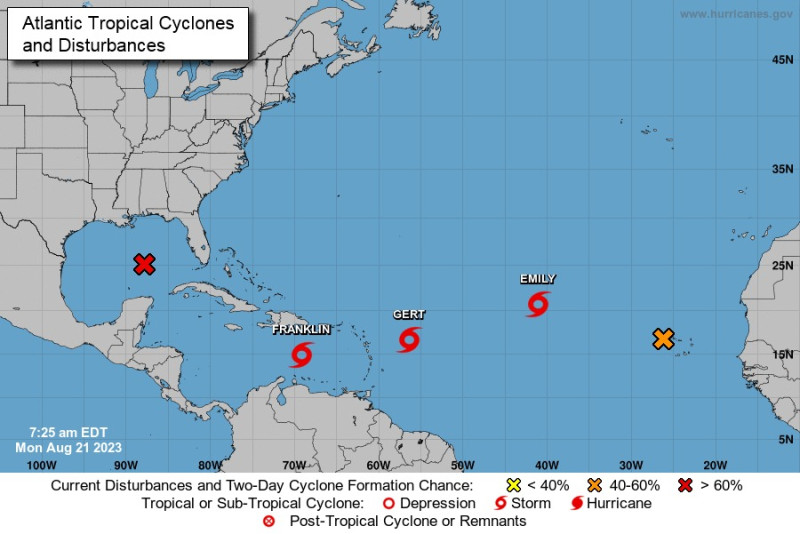 Внимание: шторм в Доминикане 2023 (приближается 3 шторма)