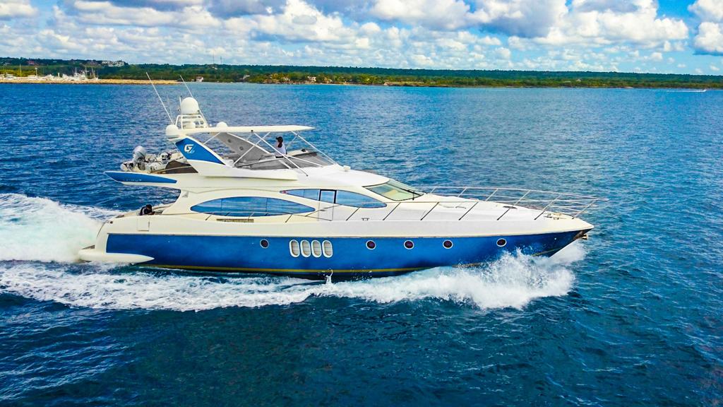 Yacht rental (Dominican Republic): Azimut 70 ft