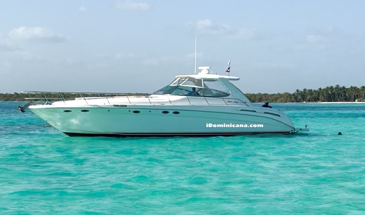 Яхта в Доминикане Sea Ray 54 ft - аренда (остров Саона, о.Каталина)